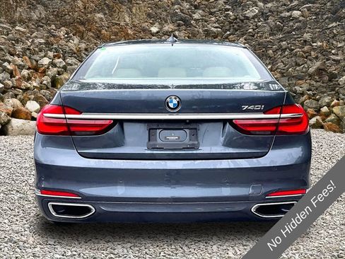 Used 2016 BMW 740i RWD image 4
