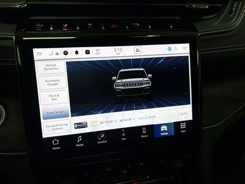 Used 2023 Jeep Grand Cherokee L Limited w/ Luxury Tech Group II image 47