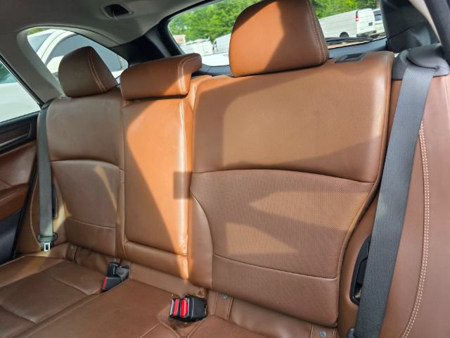 Used 2018 Subaru Outback 2.5i Touring w/ Popular Package #3 AWD/4WD image 10
