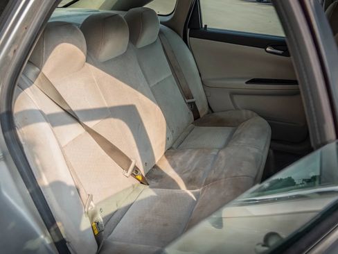 Used 2006 Chevrolet Impala LS FWD image 16