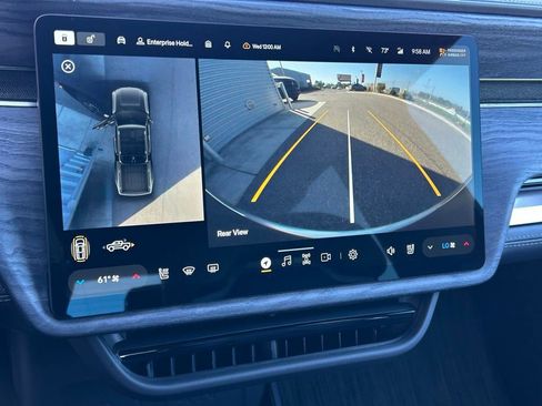 Used 2022 Rivian R1T Adventure image 29