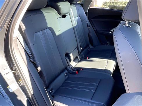 Certified 2025 Audi Q5 Premium Plus w/ Premium Plus image 18