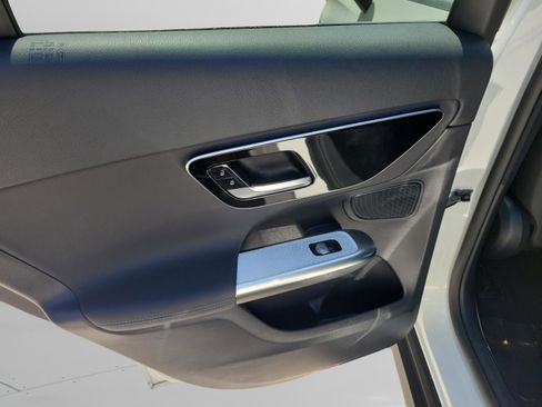 Certified 2026 Mercedes-Benz GLC 300 image 5