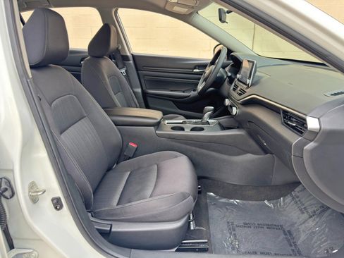 Used 2020 Nissan Altima 2.5 S FWD image 14