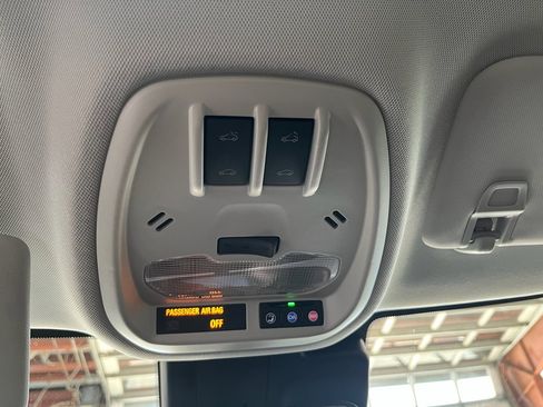 New 2026 Chevrolet Trax LT w/ Sunroof Package FWD image 23
