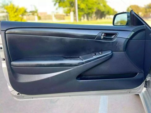 Used 2005 Toyota Solara SE Sport image 4