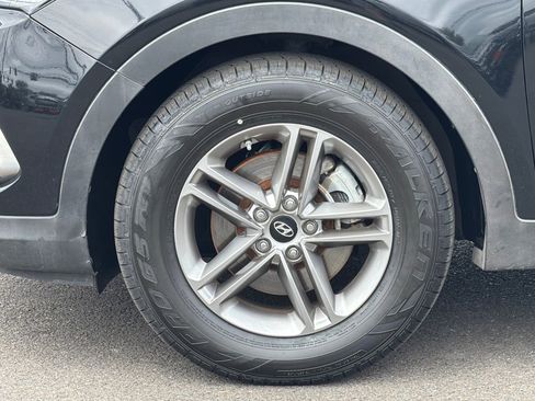 Used 2017 Hyundai Santa Fe Sport FWD image 27