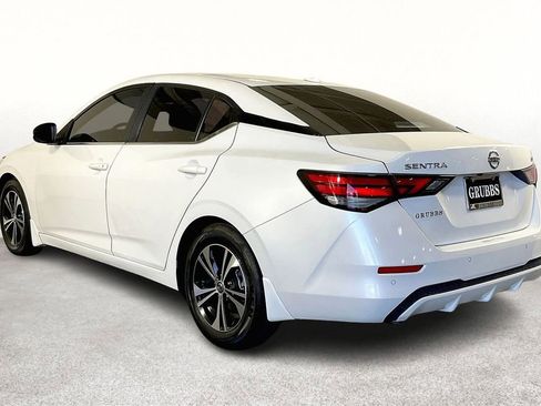 Used 2021 Nissan Sentra SV image 17