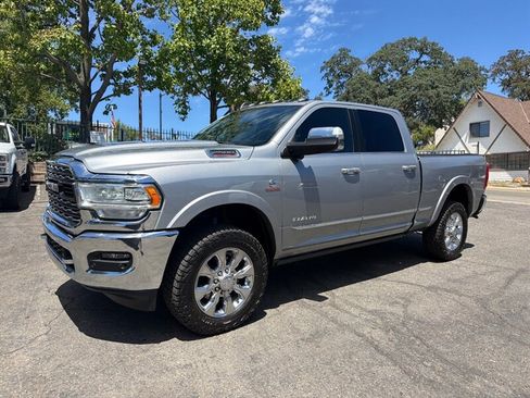 Used 2019 RAM 2500 Limited AWD/4WD image 2