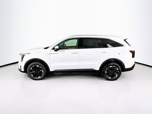 New 2026 Kia Sorento S image 8