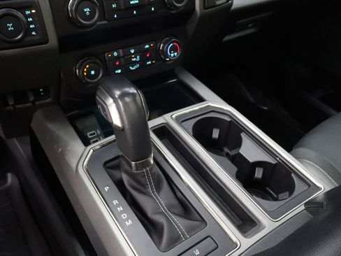 Certified 2020 Ford F150 Raptor w/ Equipment Group 801A Mid image 20