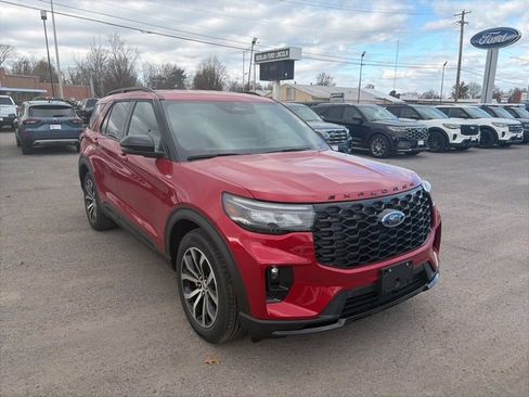 New 2026 Ford Explorer ST-Line image 8
