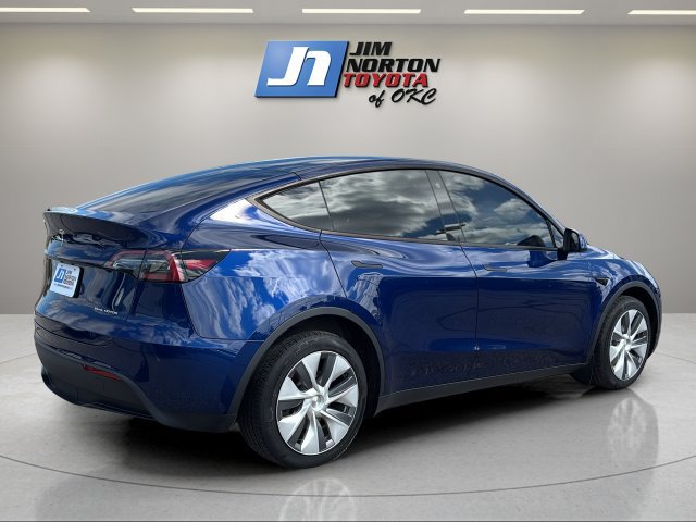 Used 2023 Tesla Model Y Long Range AWD/4WD image 5