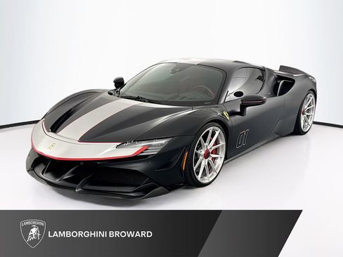 Used 2022 Ferrari SF90 Stradale AWD/4WD image 1