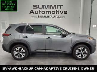 Used 2023 Nissan Rogue SV image 1