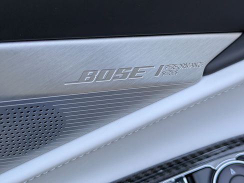 Used 2022 Chevrolet Corvette Stingray Premium Conv w/ Z51 Performance Package image 12