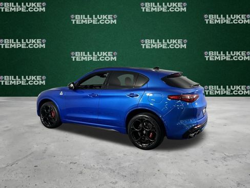 Used 2023 Alfa Romeo Stelvio Quadrifoglio image 10