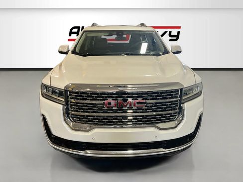 Used 2023 GMC Acadia Denali w/ Denali Ultimate Package AWD/4WD image 2