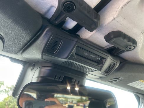 Certified 2024 Jeep Wrangler Unlimited Rubicon image 45