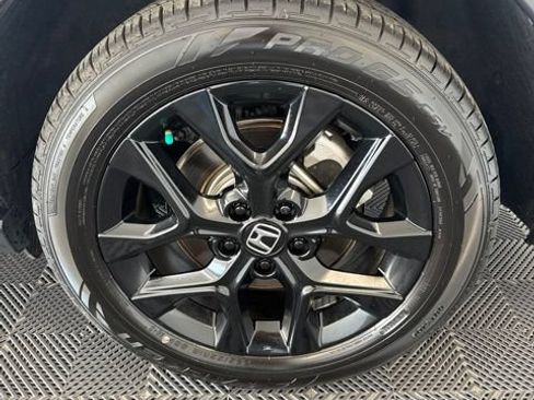 Used 2024 Honda HR-V Sport image 8