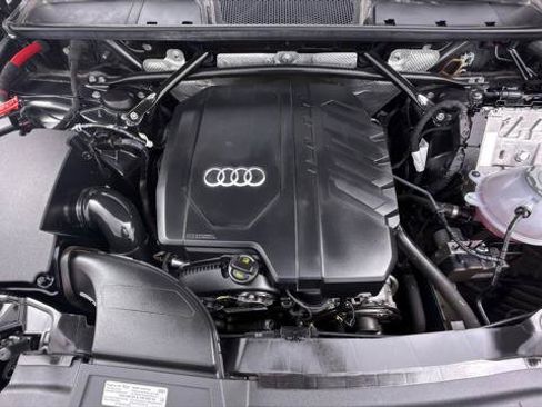 Used 2022 Audi Q5 2.0T Premium w/ Convenience Package AWD/4WD image 35
