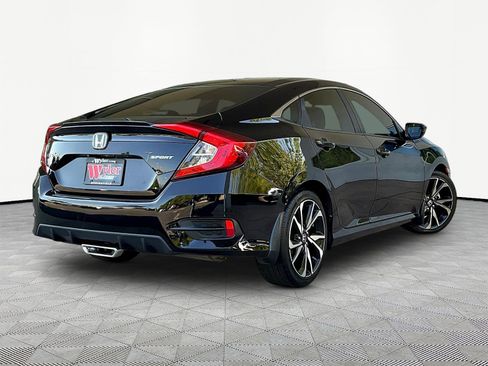 Used 2019 Honda Civic Sport image 6
