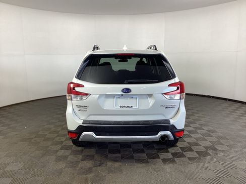 Used 2019 Subaru Forester Touring AWD/4WD image 3