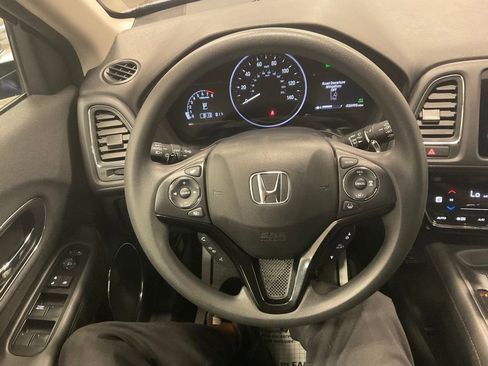 Used 2022 Honda HR-V EX image 15