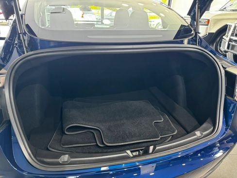 Used 2018 Tesla Model 3 Long Range RWD image 37