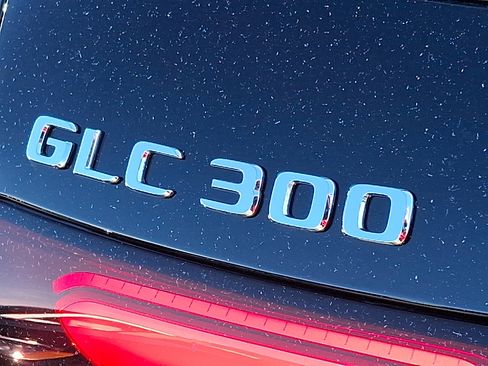New 2026 Mercedes-Benz GLC 300 4MATIC image 17