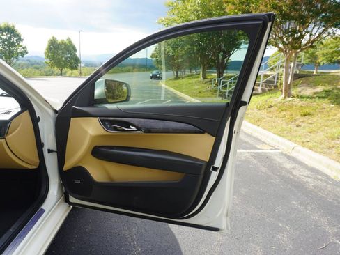 Used 2013 Cadillac ATS Luxury RWD image 23