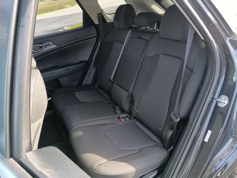 New 2026 Kia Sportage LX image 28