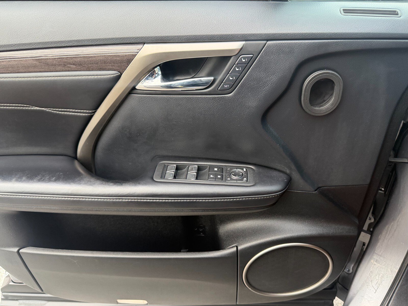 Used 2020 Lexus RX 350 FWD w/ Luxury Package image 35