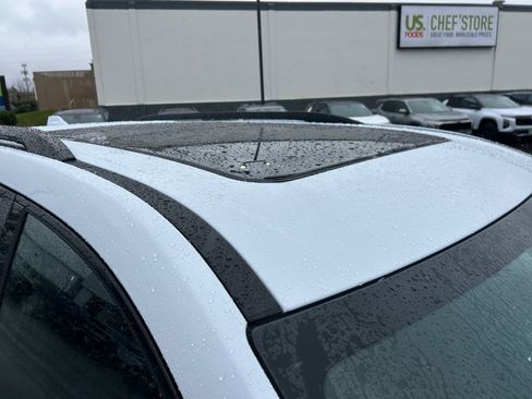 New 2026 Chevrolet Traverse RS image 28