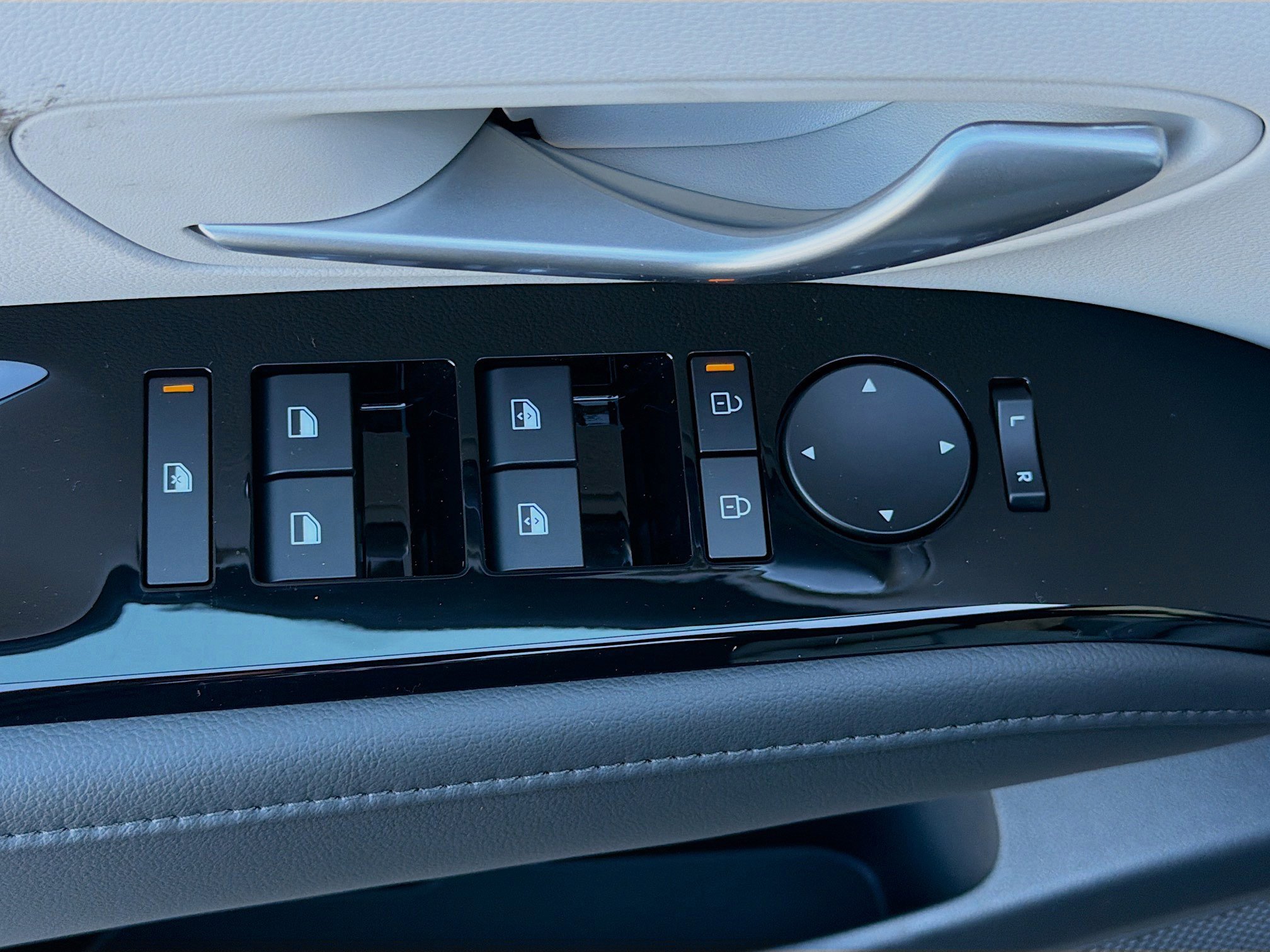 New 2026 Hyundai Tucson Limited FWD image 21