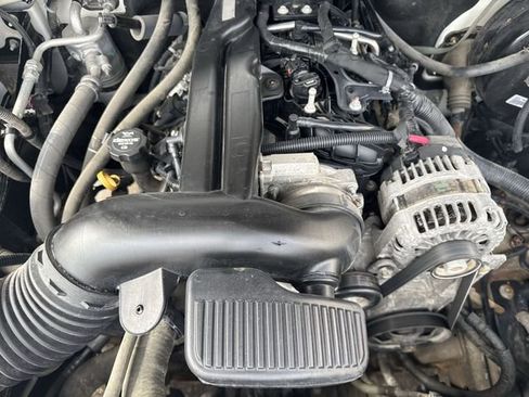 Used 2013 Chevrolet Silverado 1500 LTZ w/ LTZ White Diamond Edition image 29