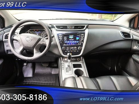 Used 2022 Nissan Murano SV w/ SV Midnight Edition Package FWD image 2