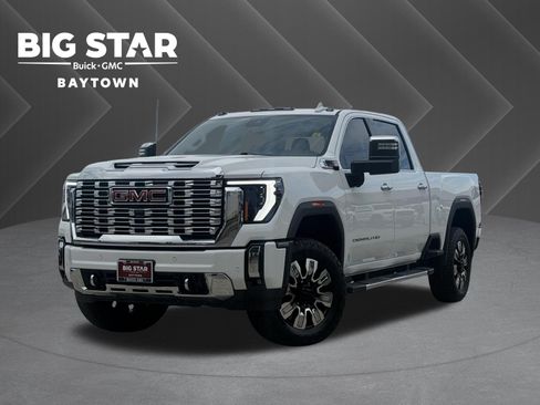 Used 2025 GMC Sierra 2500 Denali AWD/4WD image 1