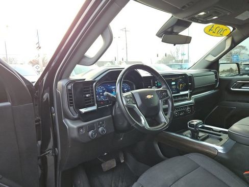 Certified 2024 Chevrolet Silverado 1500 LT w/ Convenience Package II image 27