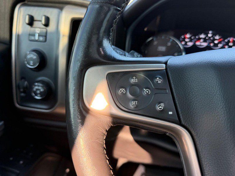 Used 2018 GMC Sierra 2500 Denali w/ Duramax Plus Package AWD/4WD image 11