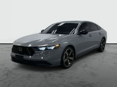 Used 2024 Honda Accord Sport image 1