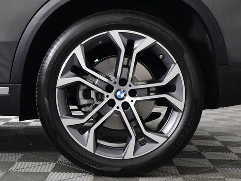 Certified 2026 BMW X5 sDrive40i w/ Premium Package RWD image 16