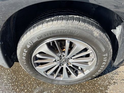 Used 2017 Acura RDX FWD w/ Advance Package image 12