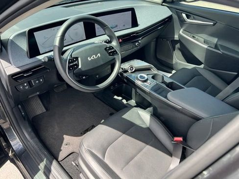 Certified 2024 Kia EV6 Wind RWD image 17