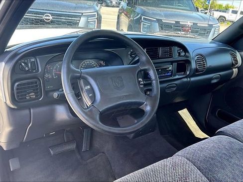 Used 1999 Dodge Ram 1500 Truck Laramie image 11