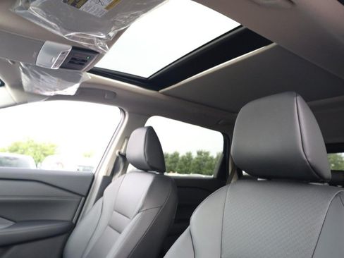 New 2026 Nissan Rogue Dark Armor AWD/4WD image 19