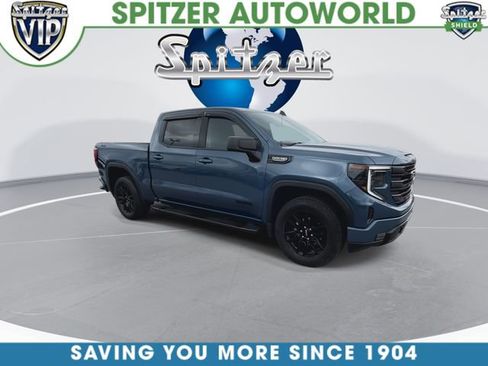 Used 2025 GMC Sierra 1500 Elevation image 2