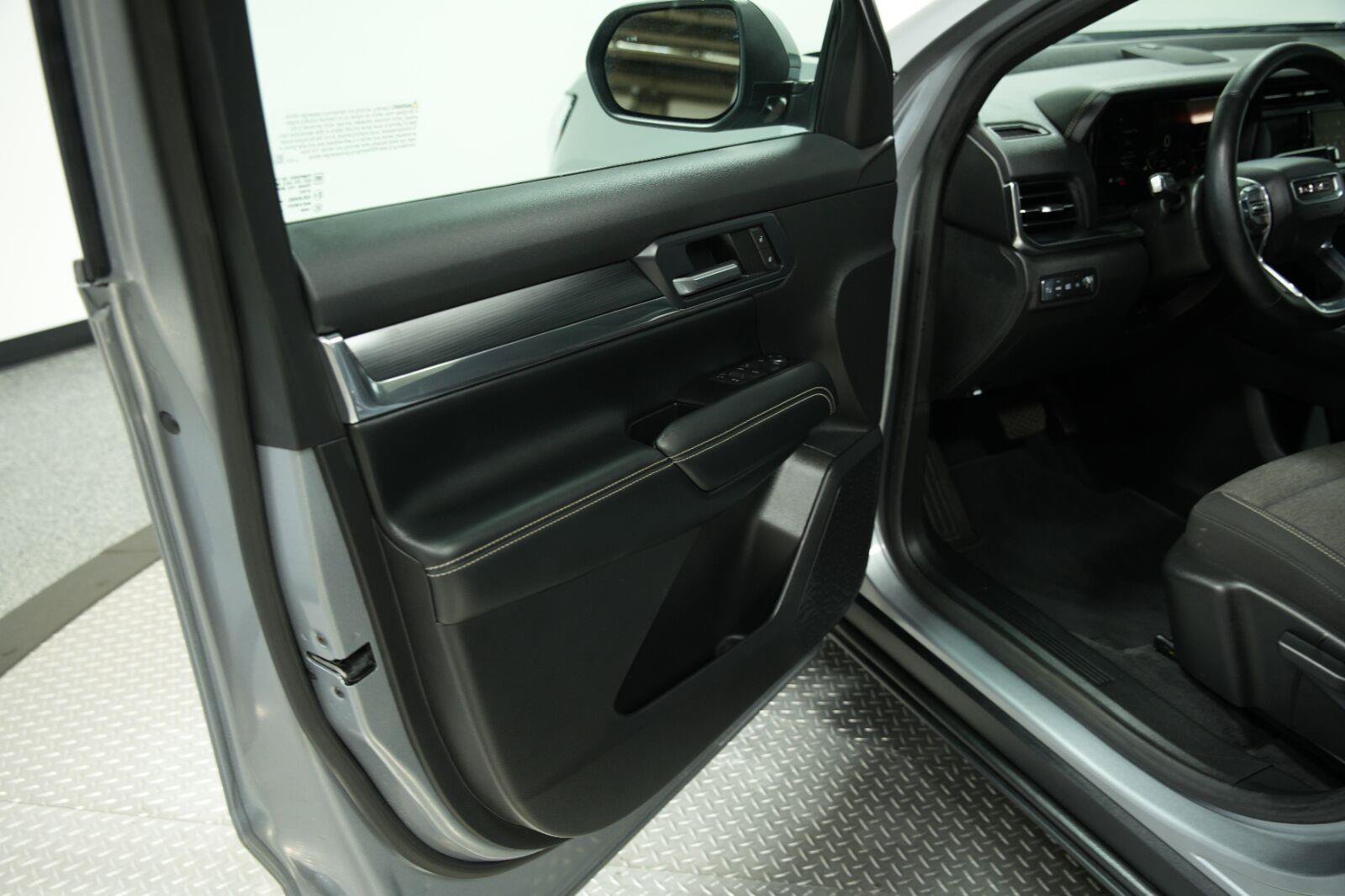 Certified 2026 GMC Terrain Elevation FWD image 32