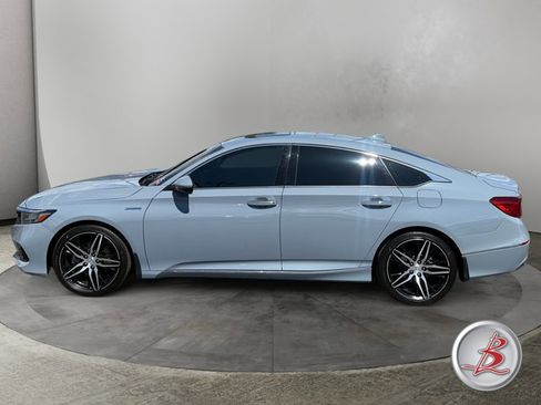Used 2022 Honda Accord Touring image 4