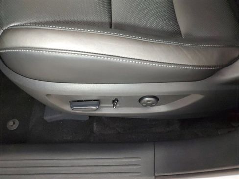 Certified 2025 INFINITI QX50 Luxe image 23